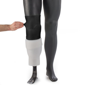 Double nylon layer to protect kneecap from rubbing and prevent premature wear of your prosthetic sleeve.